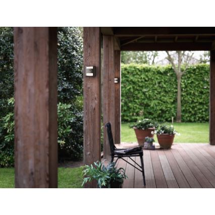 Philips - Уличный светильник с датчиком 2xLED/4,5W/230V IP44