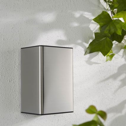 Уличный светодиодный настенный RGBW-светильник с регулированием яркости Hue RESONATE 2xLED/8W/230V 2000-6500K IP44