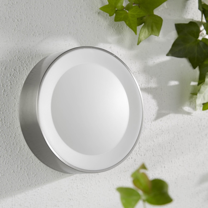 Вуличний світлодіодний настінний RGBW світильник Hue DAYLO LED/15W/230V 2000-6500K IP44