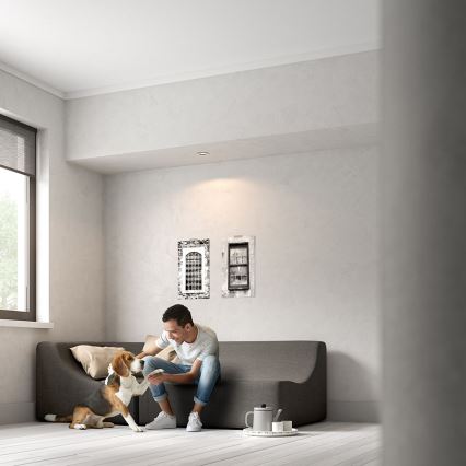 Philips - LED RGBW димований вбудований точковий світильник DONEGAL 1xGU10/4,8W/230V + пульт дистанційного керування