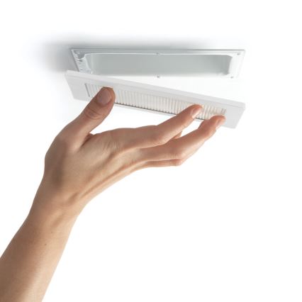 Philips Podium 57956/31/81 - Встроенный светильник для ванной комнаты STAVANGER 1xE27/12W/230V IP23