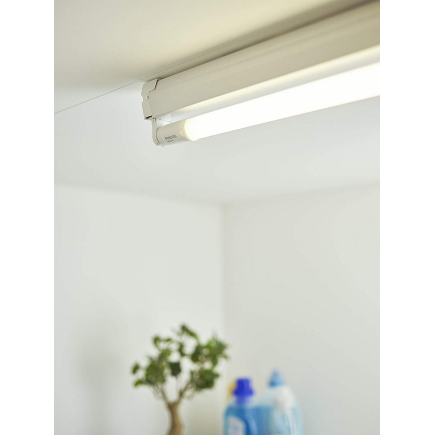 Philips - Светодиодная люминесцентная лампа G13/8W/230V 4000K