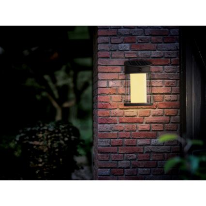 Philips - Светодиодный настенный светильник на солнечной батарее с датчиком JUDA LED/3,2W/3,7V 2700K IP44