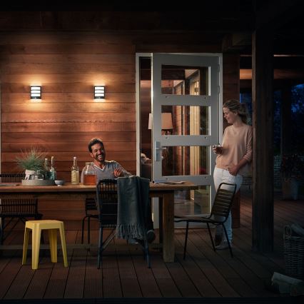 Philips - Светодиодный уличный настенный светильник с датчиком LED/6W/230V 2700K IP44