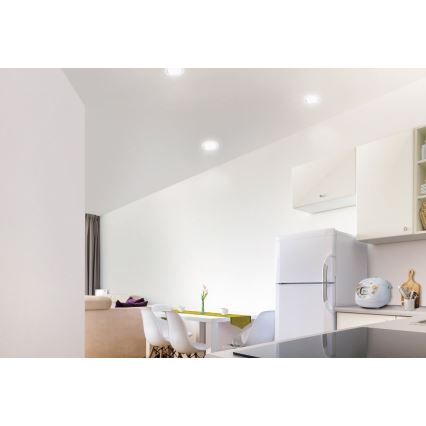 Philips - Светодиодный встроенный светильник LED/4,8W/230V 3000K