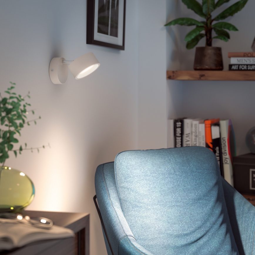 Philips - Світлодіодний точковий світильник LED/5,5W/230V білий