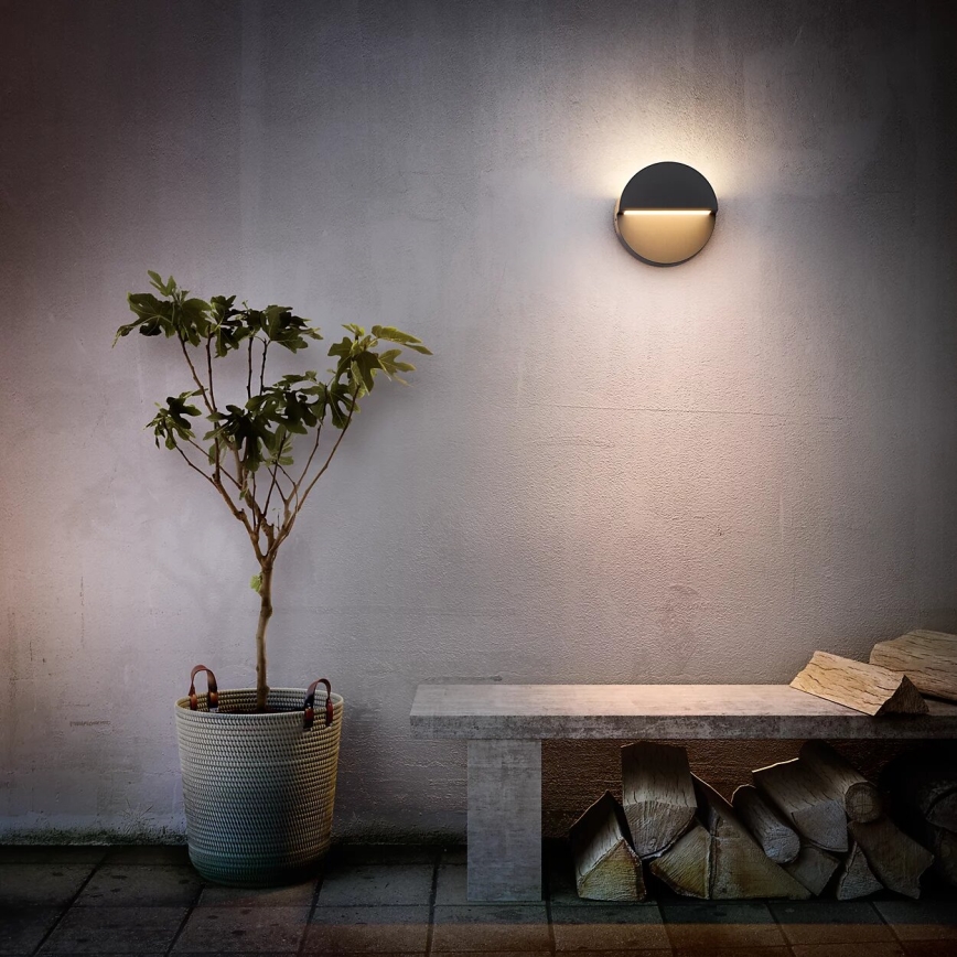 Philips - Уличный светодиодный настенный светильник VALOR LED/4,3W/230V 2700K IP44
