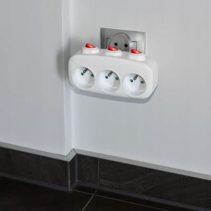 Подовжувач на 3 розетки з вимикачами