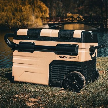 Портативний авторефрижератор з РК-дисплеєм 39 л 230V/12V/24V коричневий