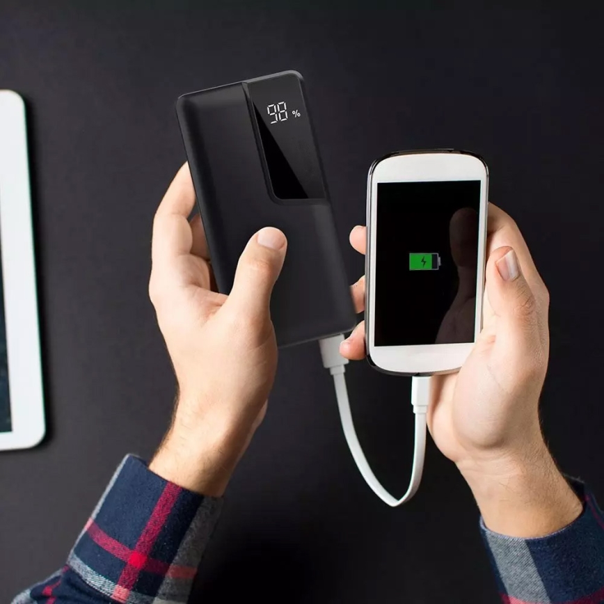 Повербанк с дисплеем 10000mAh/3,7V черный