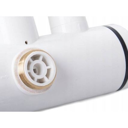 Проточний водонагрівач із душем з РК-дисплеєм 3000W/230V IPX4 білий