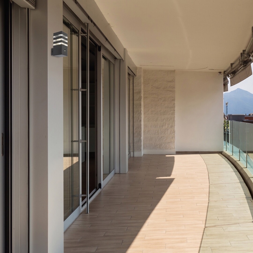 Rabalux - Уличный настенный светильник с датчиком 1xE27/12W/230V IP44