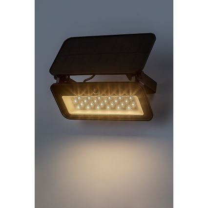 Rabalux - Світлодіодний прожектор з датчиком на сонячній батареї LED/8W/3,7V 3000/4000/6500K IP65 2600 mAh