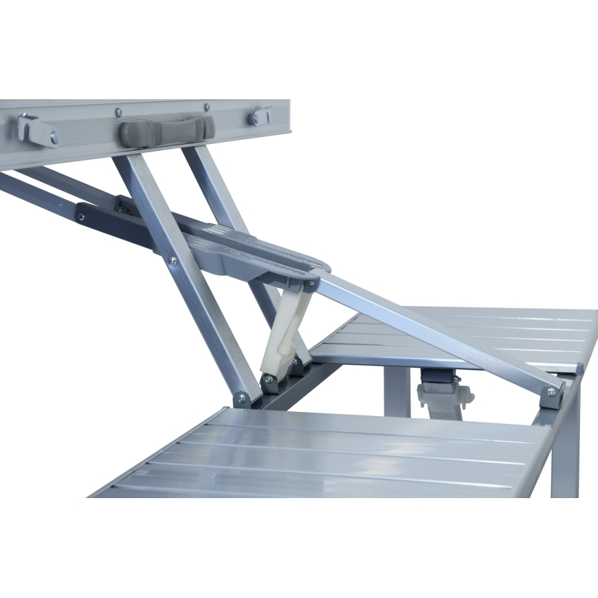 Раскладной туристический стол со стульями белый/матовый хром