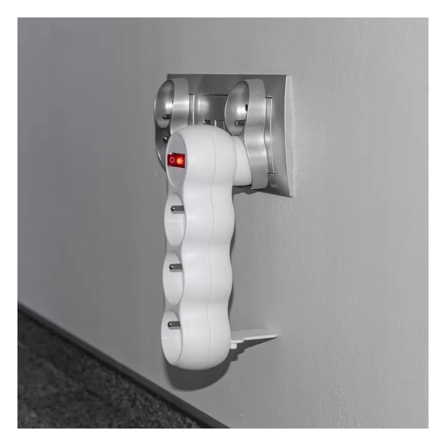 Разветвитель с выключателем на 3 розетки