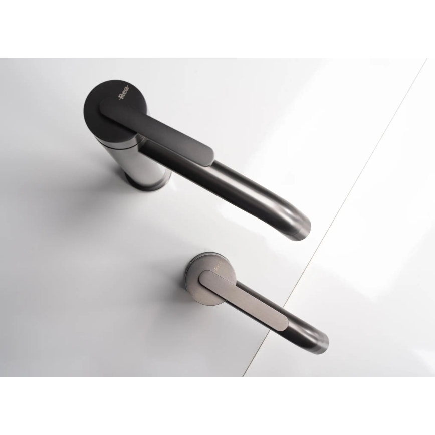 REA-B5511 - Смеситель для раковины ONTARIO 30 см, титановый