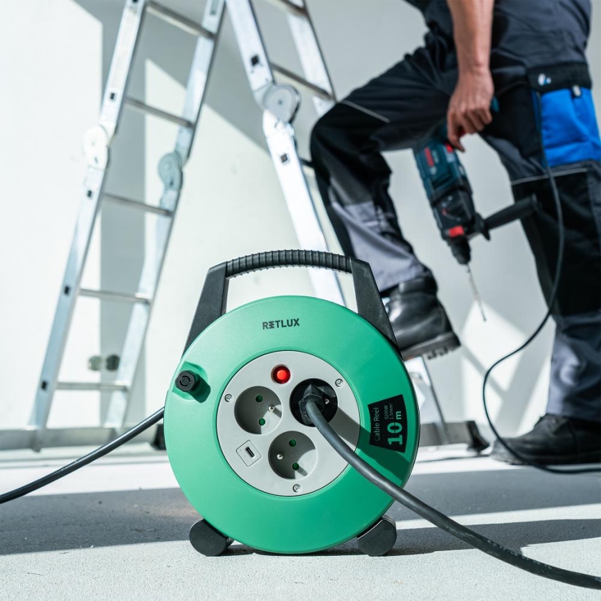 Ретлакс - подовжувач на котушці, 3 розетки, тип Е, 10 м, зелений/чорний