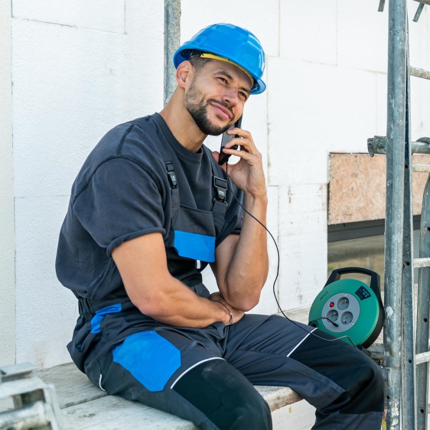 Ретлакс - подовжувач на котушці, 3 розетки, тип Е, 10 м, зелений/чорний