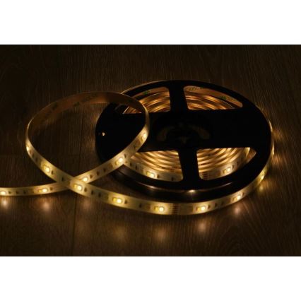 Світлодіодна RGBW розумна димована стрічка 5м LED/230В 2700-6500K Wi-Fi Tuya + пульт дистанційного керування