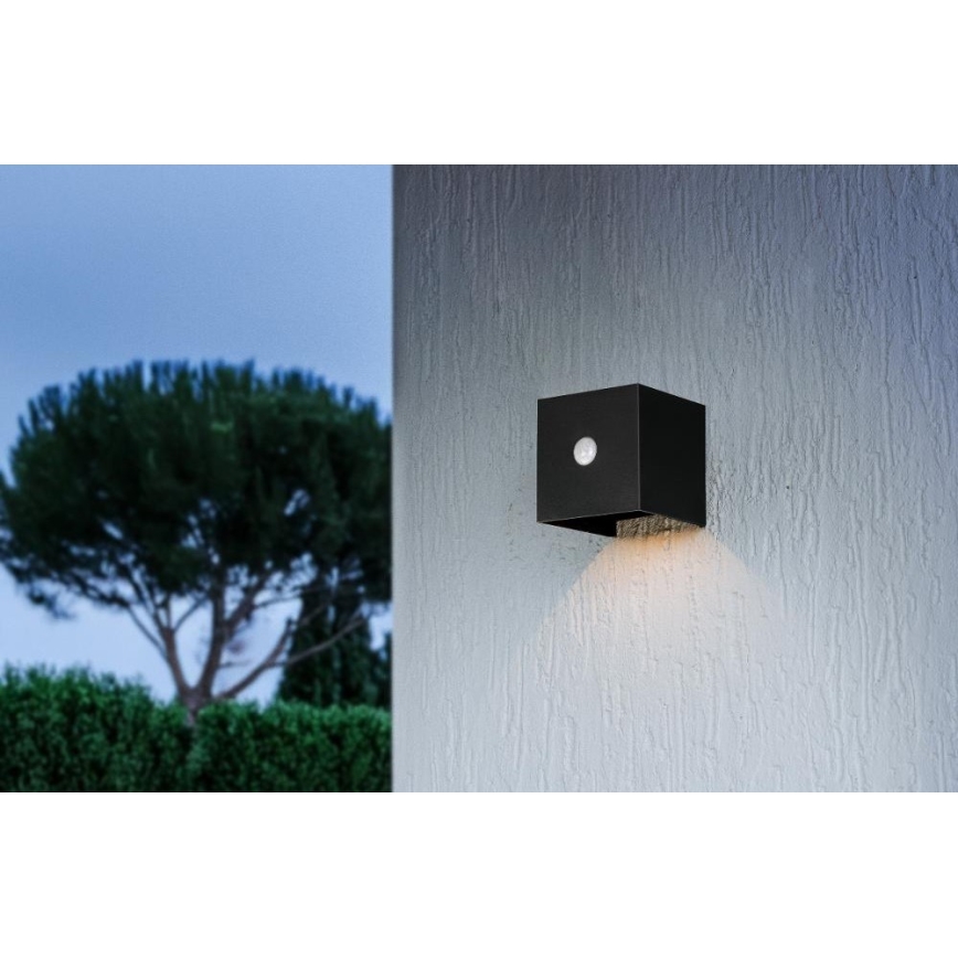 Retlux - LED сонячний настінний світильник з датчиком LED/1W/3,7V 1200 mAh IP44 чорний