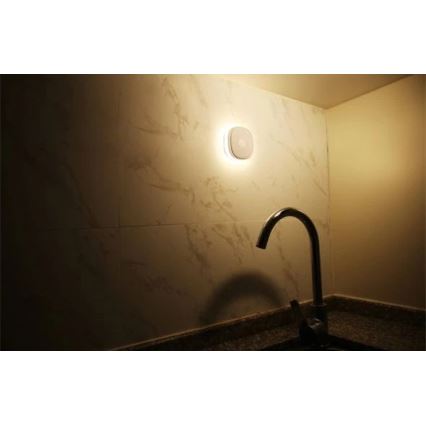 Навігаційний LED світильник з датчиком LED/0,45W/3xAAA 3000K білий