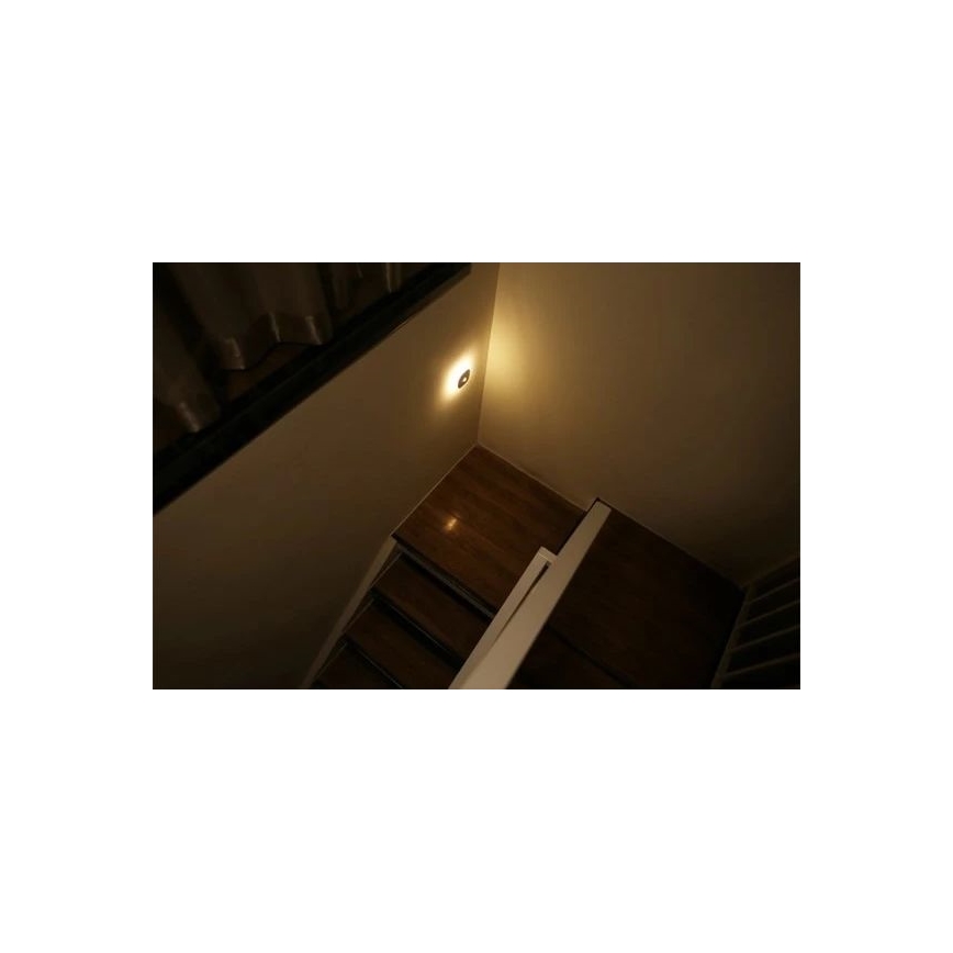 Навігаційний LED світильник з датчиком LED/0,45W/3xAAA 3000K білий
