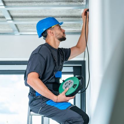 Retlux - Удлинитель на катушке, 3 розетки, тип E, 10 м, зелёный/чёрный