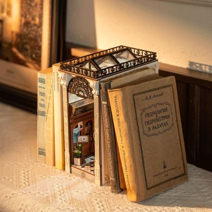 RoboTime - 3D пазл LED Подставка для книг Встреча в книжном проходе 2xAAA