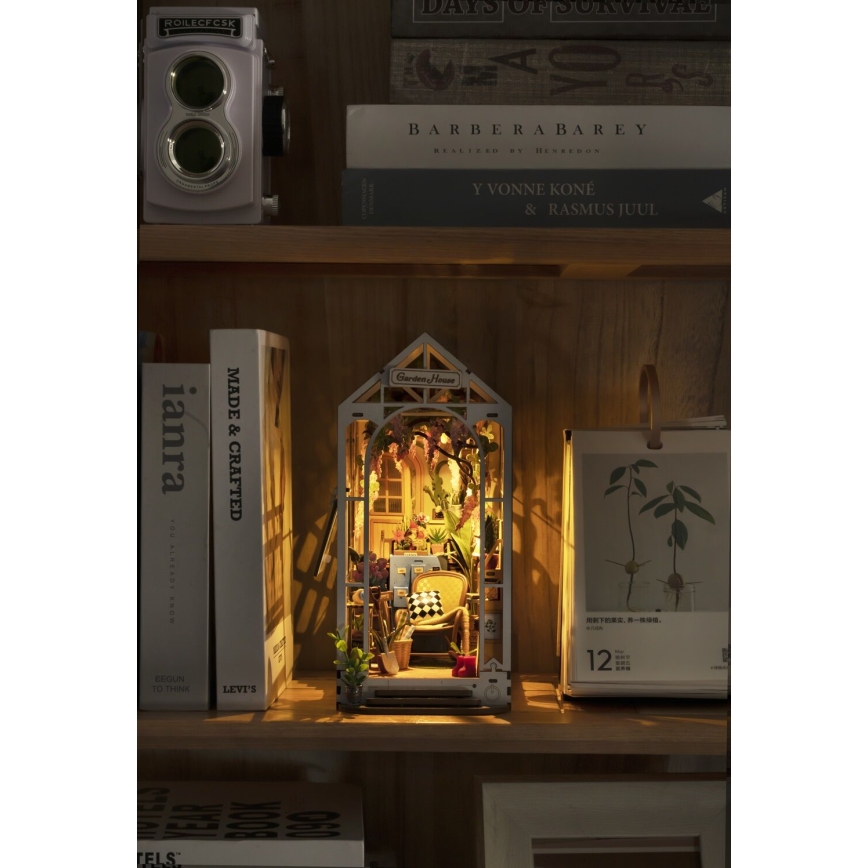 RoboTime - LED Підставка для книг Garden house 3D puzzle 2xAAA