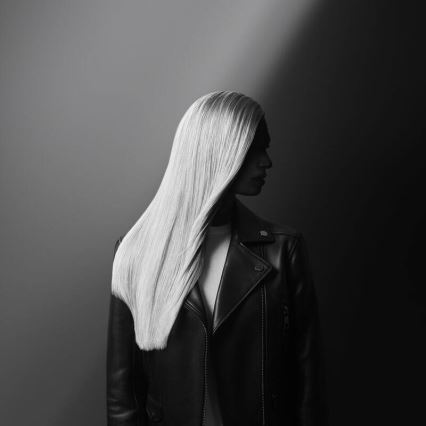 Rowenta - Вирівнювач для волосся KARL LAGERFELD OPTILISS чорний