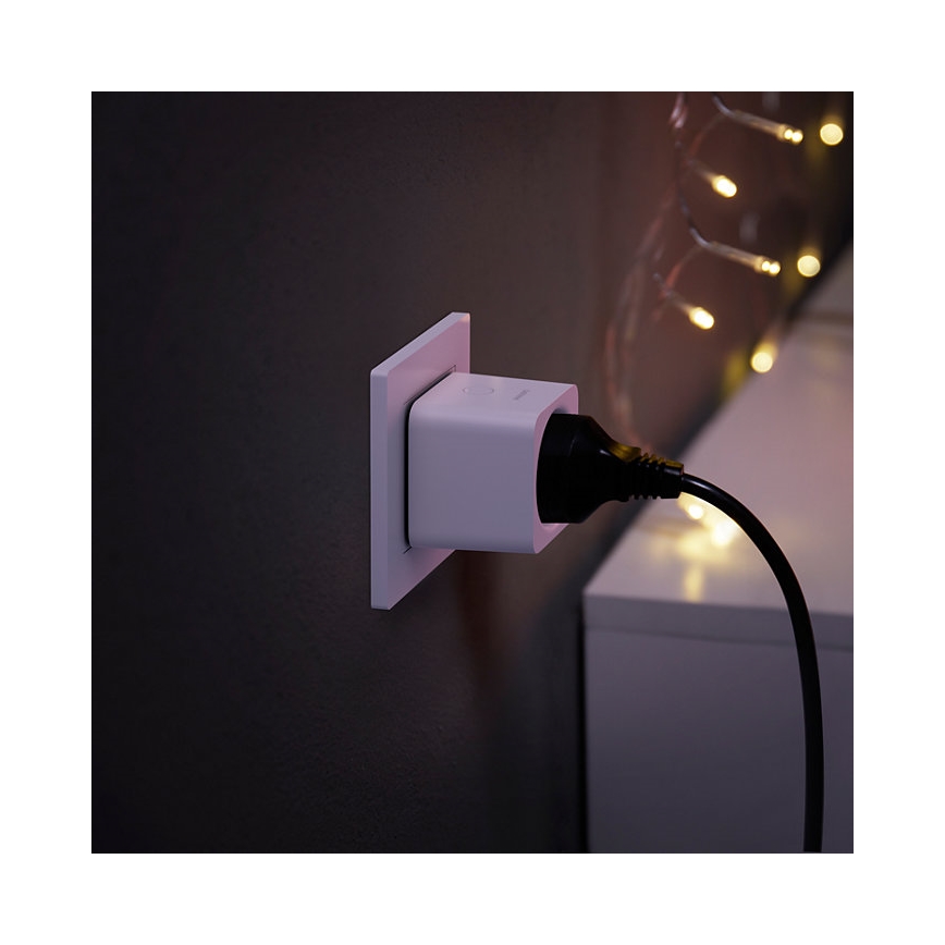 Розумна розетка Philips Hue Smart plug