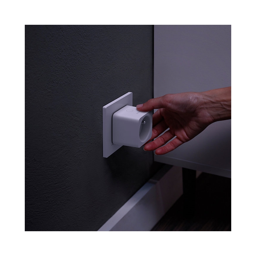 Розумна розетка Philips Hue Smart plug