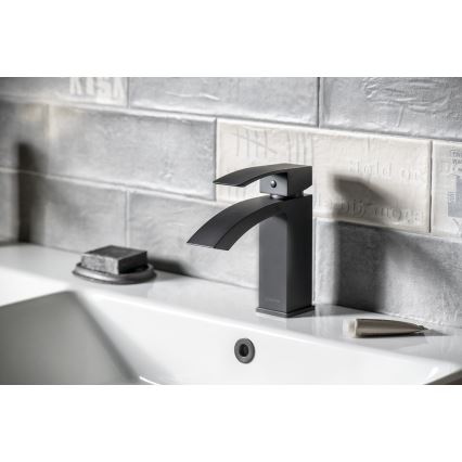 Sapho - Смеситель для раковины GINKO 15,6 см матовый чёрный