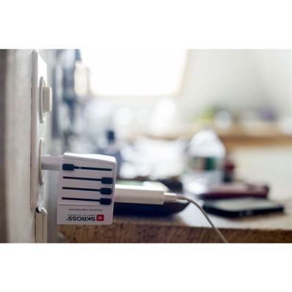 Подорожній адаптер MUV USB AC, USB A+C, 15 Вт