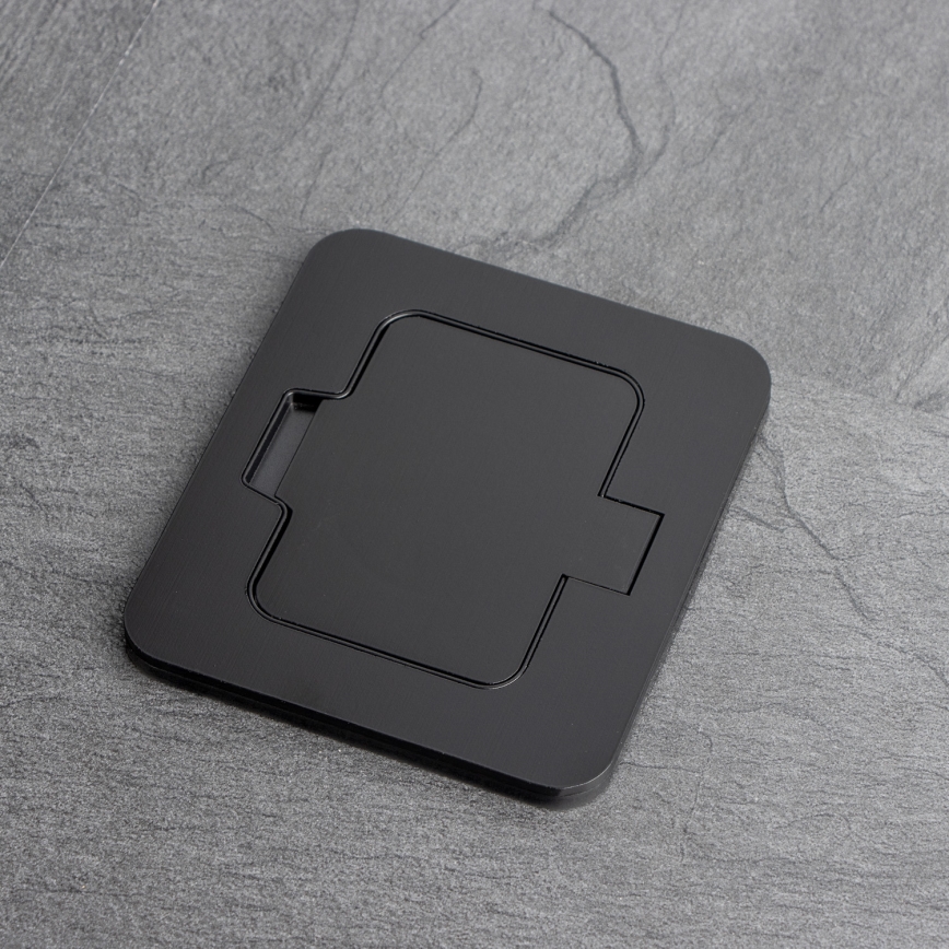 Вулична вбудована підлогова розетка IP55 чорна прямокутна