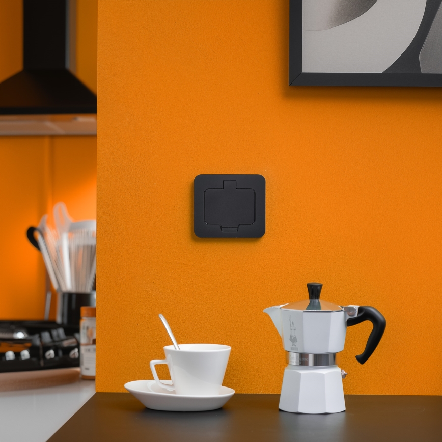 Вулична вбудована підлогова розетка IP55 чорна прямокутна