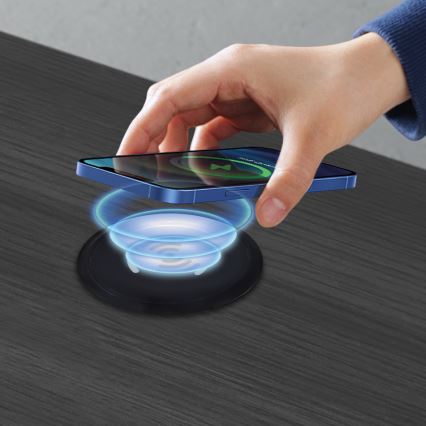 Встроенное беспроводное зарядное устройство черный