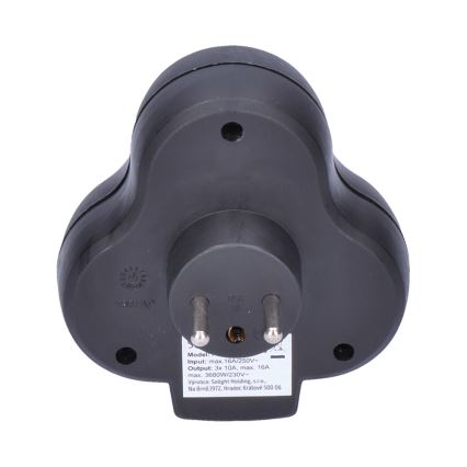 Розетка-розгалужувач 3x10A/230V