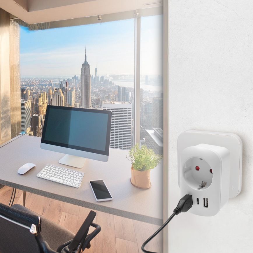 Подорожній адаптер для США 230V 2x USB-A + 1x USB-C