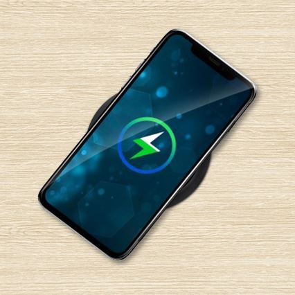 Вбудований блок розеток для стільниці з бездротовою зарядкою Qi 3x230В + 1xUSB-A + 1xUSB-C чорний/сріблястий