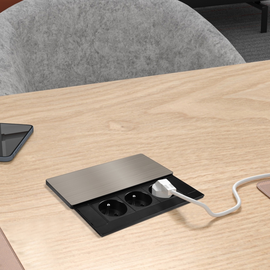 Встраиваемая розетка 3Z