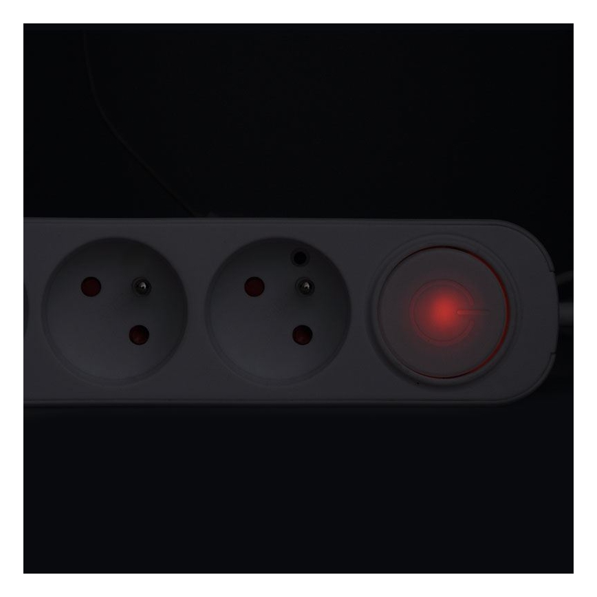 Удлинитель 3 м с выключателем, 5 розеток и USB-зарядкой A+C