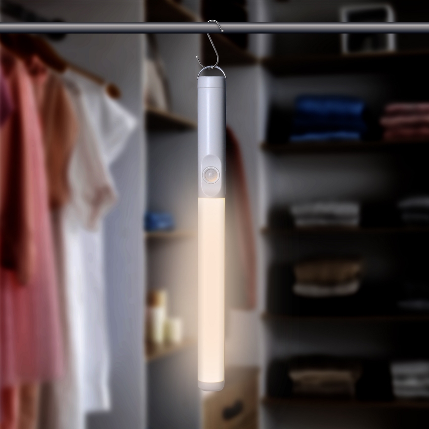 Светодиодное аккумуляторное мебельное освещение с датчиком LED/2,5W/3,7V 3000K 1800mAh