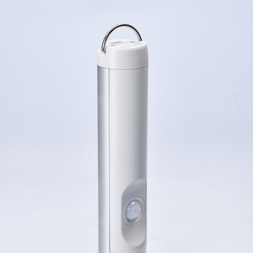 Светодиодное аккумуляторное мебельное освещение с датчиком LED/2,5W/3,7V 3000K 1800mAh