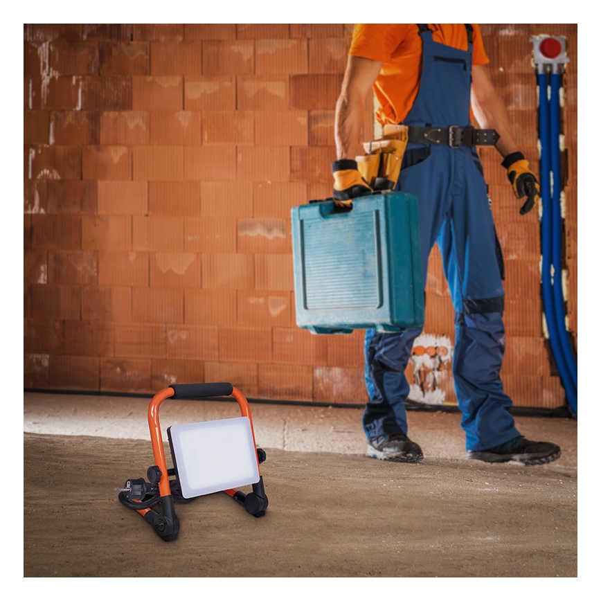 LED-прожектор со штативом, 30 Вт, 230 В, 4000 К, IP65