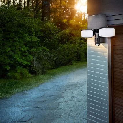 Сонячний LED-прожектор з датчиком — 9 Вт (LED), 3,7 В, 3600 мА·год, IP54