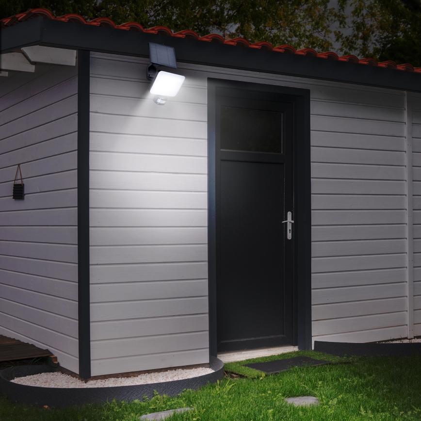 Світлодіодний сонячний прожектор із датчиком руху LED/11 Вт/3,7 В 4400 мАг 3000K/4000K/6500K IP54