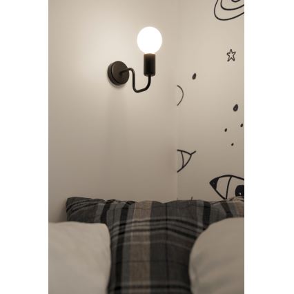 Настенная лампа VECTOR 1xE27/15W/230V черный