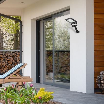 Солнечный светодиодный прожектор ADIK LED/1,2W/3,7V 1200 mAh 6500K IP44