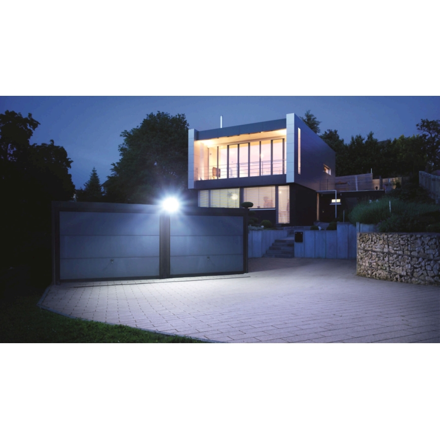Steinel 068103 - Світлодіодний прожектор XLED PRO 240 LED/19,3W/230V IP44 білий
